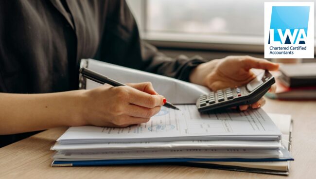 LWA Blog: Understanding the Pros and Cons of the VAT Flat Rate Scheme